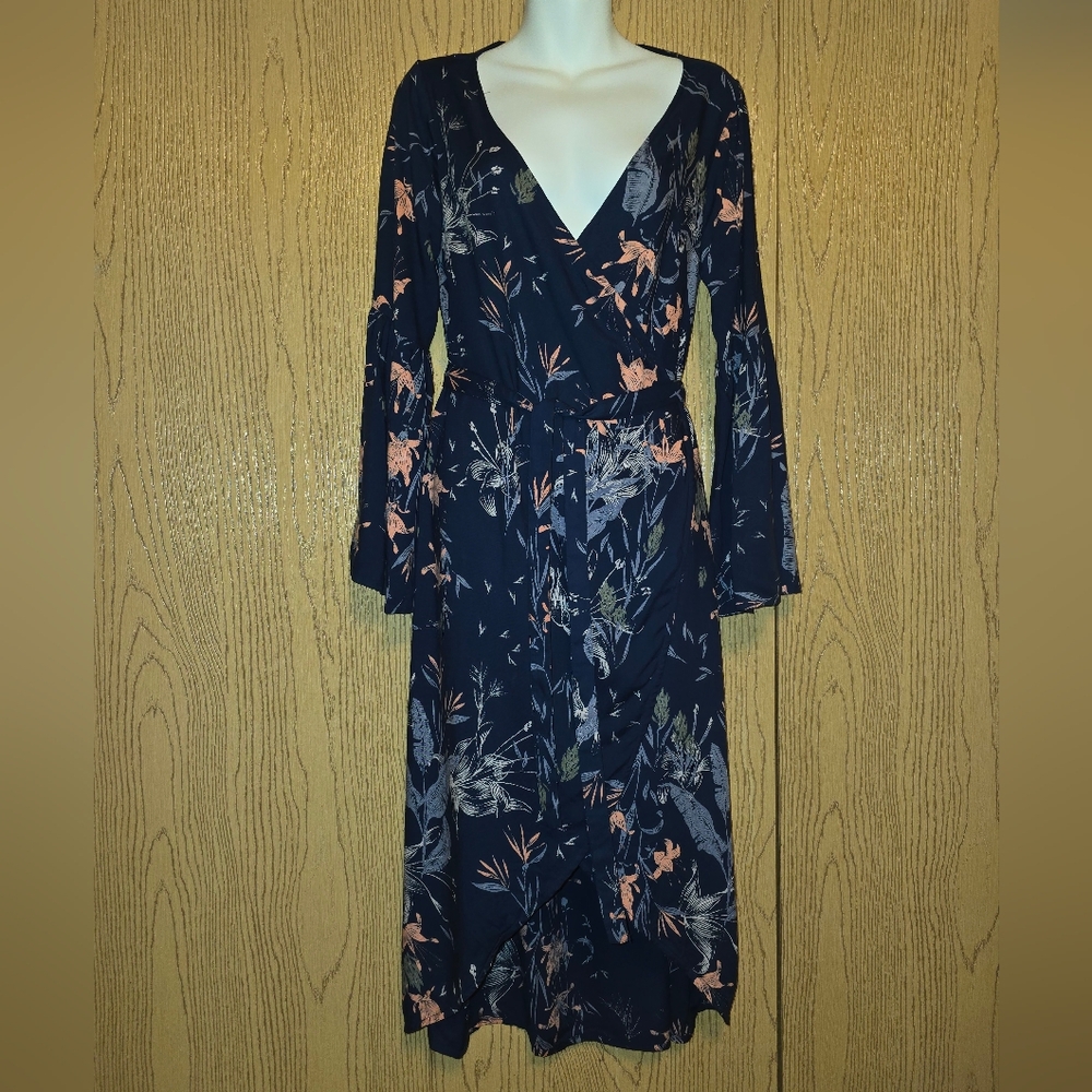 Roxy Navy Floral Long Sleeve Wrap Dress M NWT
